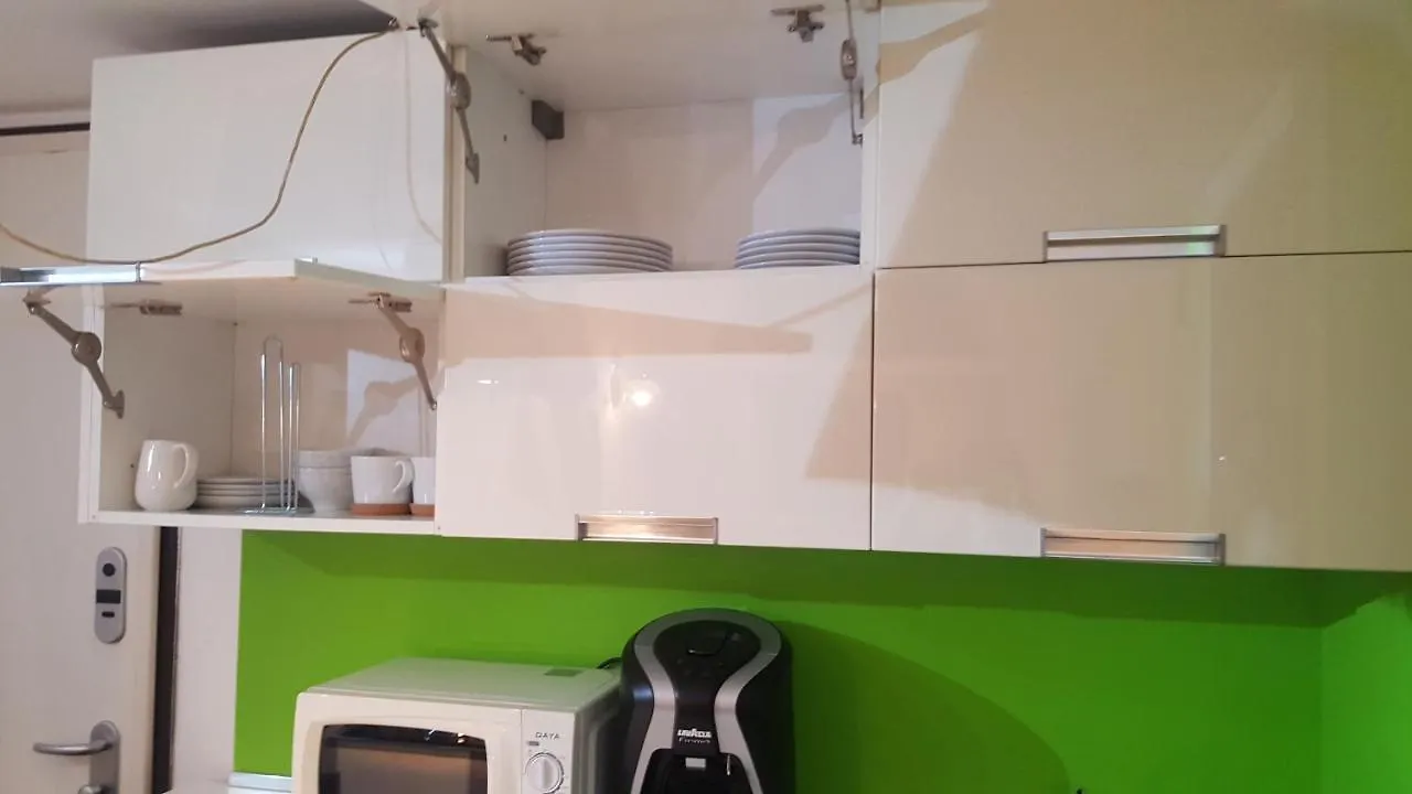 Apartaments Sonnino Milan Italy